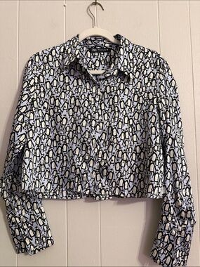 Zara Light Blue Penguin Print Cropped Button-Down Shirt